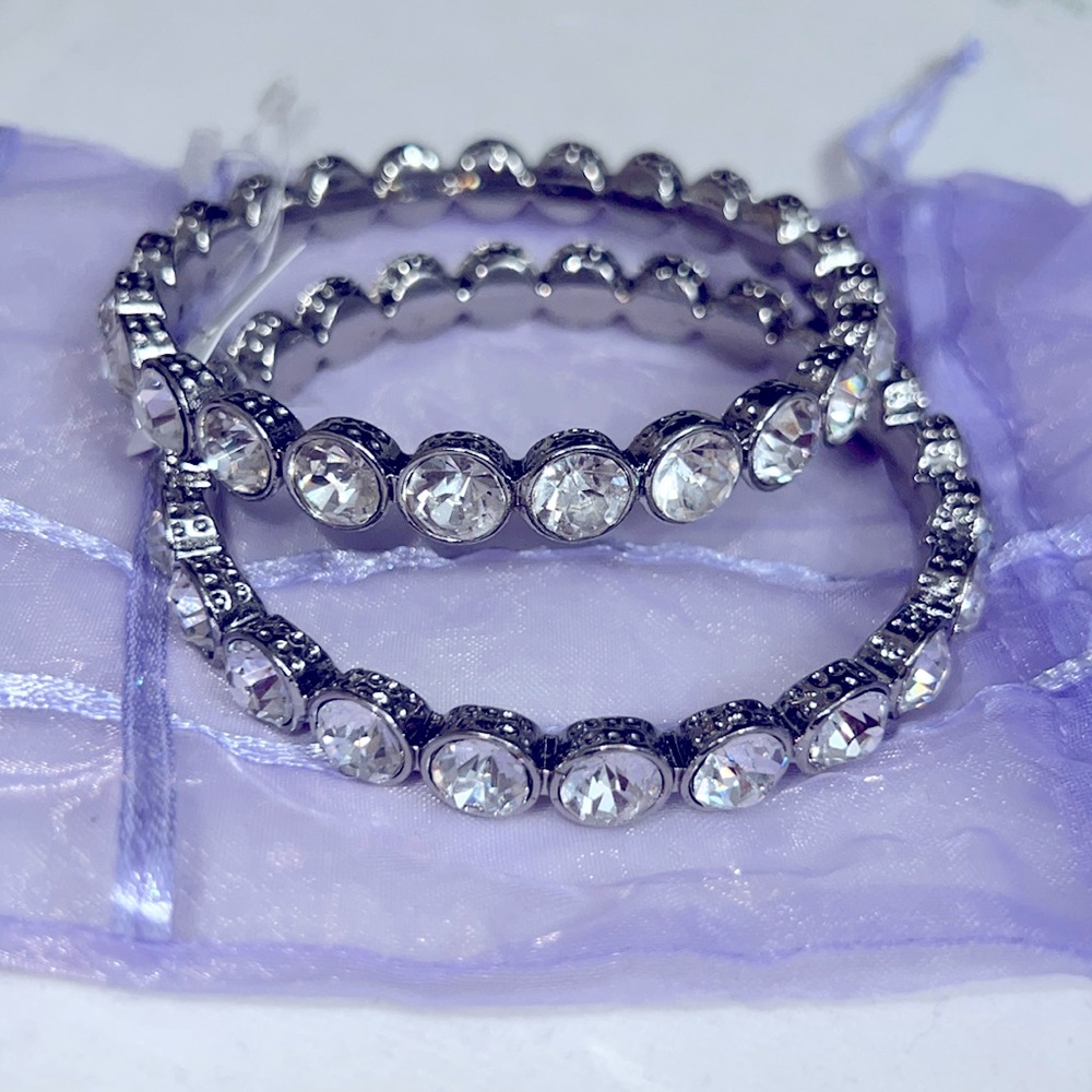New Cute silver tone bling bangle clear stone